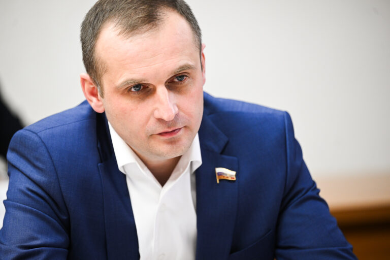 Комитет по охране здоровья Государственной думы призывает включить вакцину против менингококковой инфекции в Национальный календарь прививок